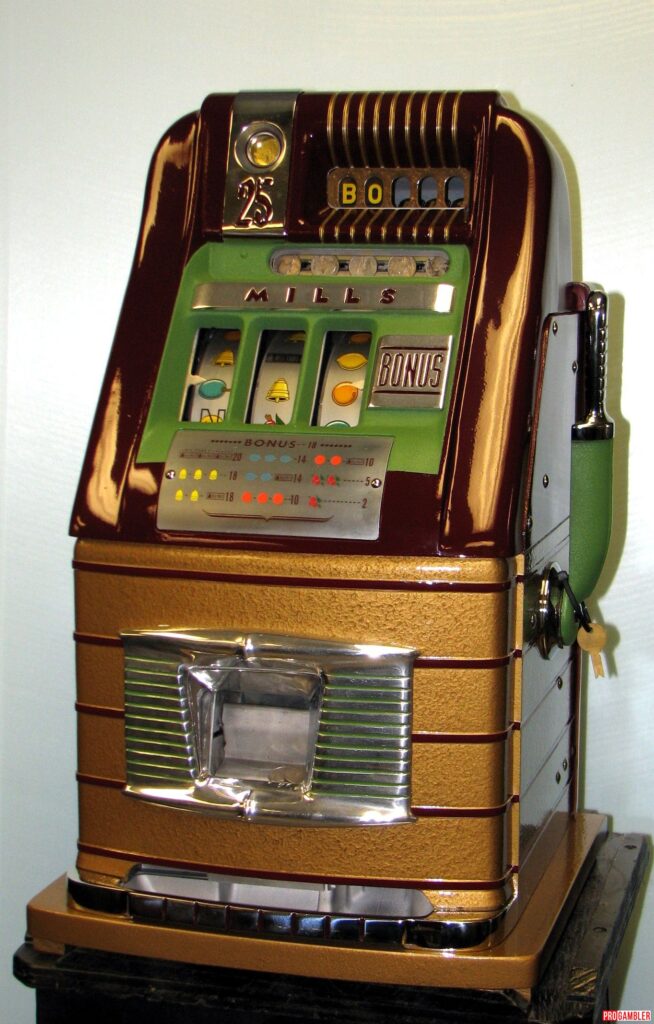 История игровых автоматов, когда создали первый казино слот?